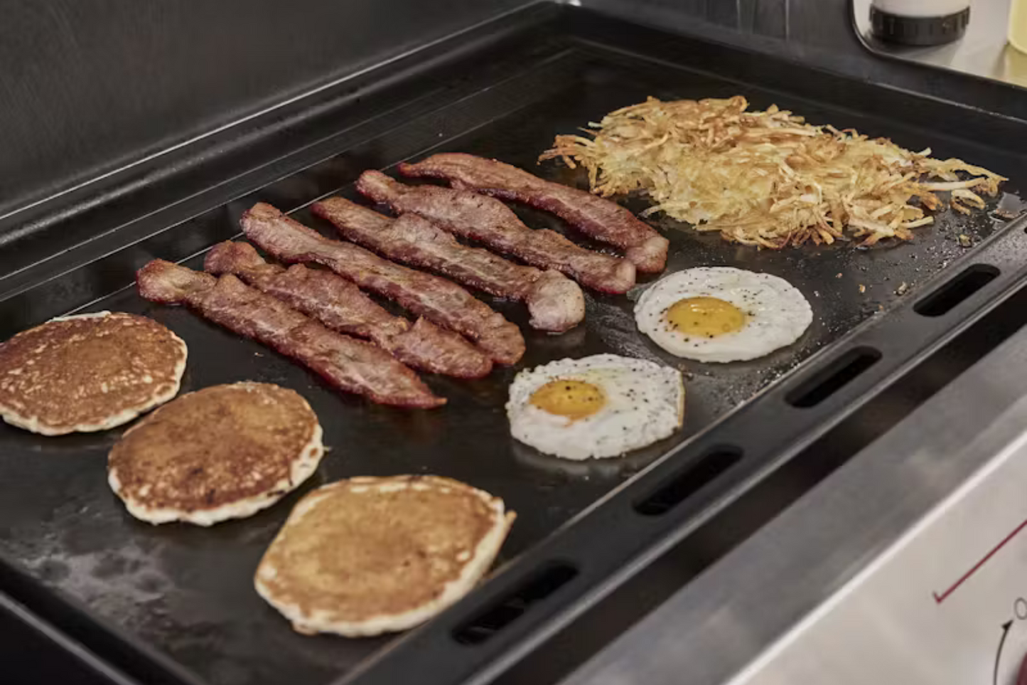 Genesis Full-Size Griddle 300 Series