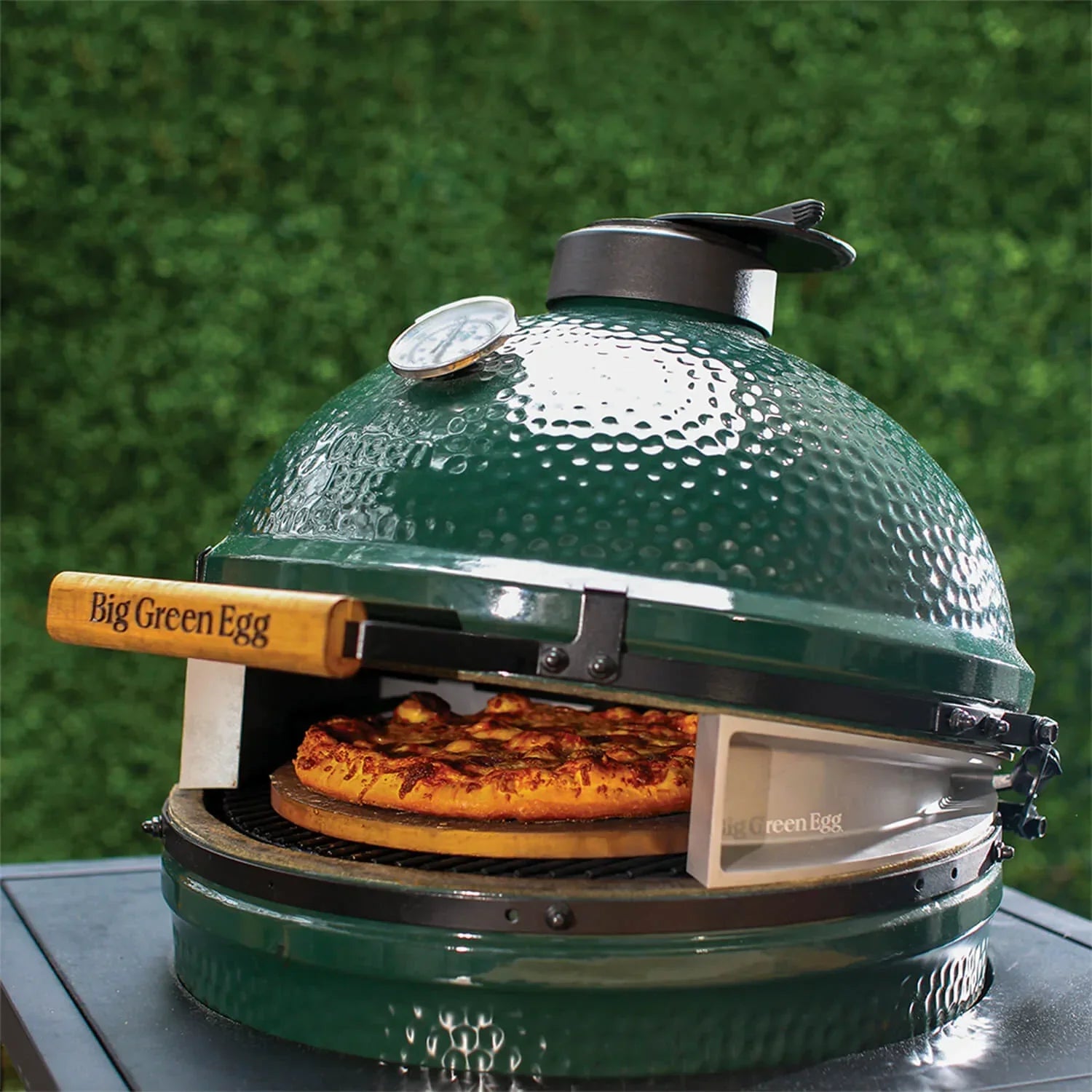 Big Green Egg Pizza Oven Wedge